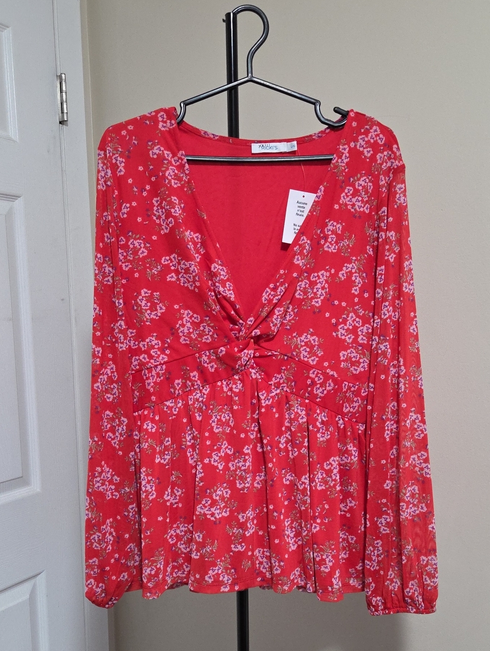 Nwt Ricki's Red Floral Long Sleeve Twist-Front Peplum Dress